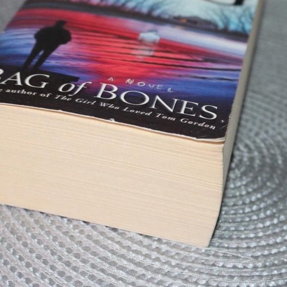 Stephen King - Softcover Books Lot: BAG OF BONES - Picture 4 of 9